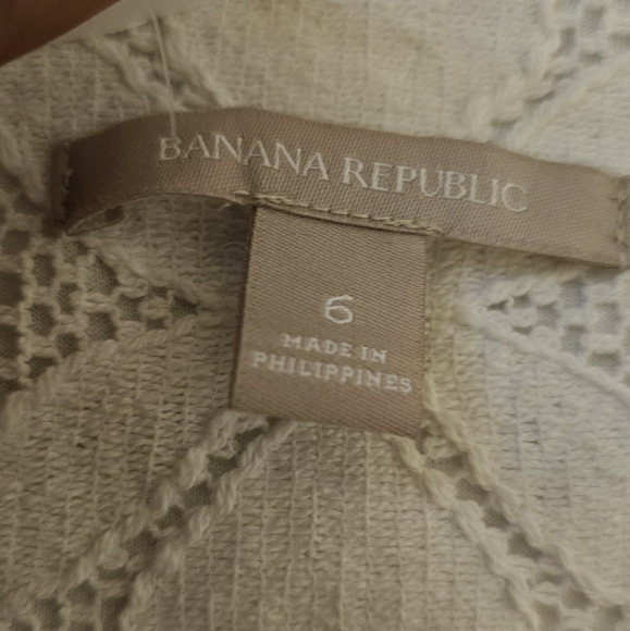 Banana Republic White Lace Dress. Size 6 - Picture 4 of 5